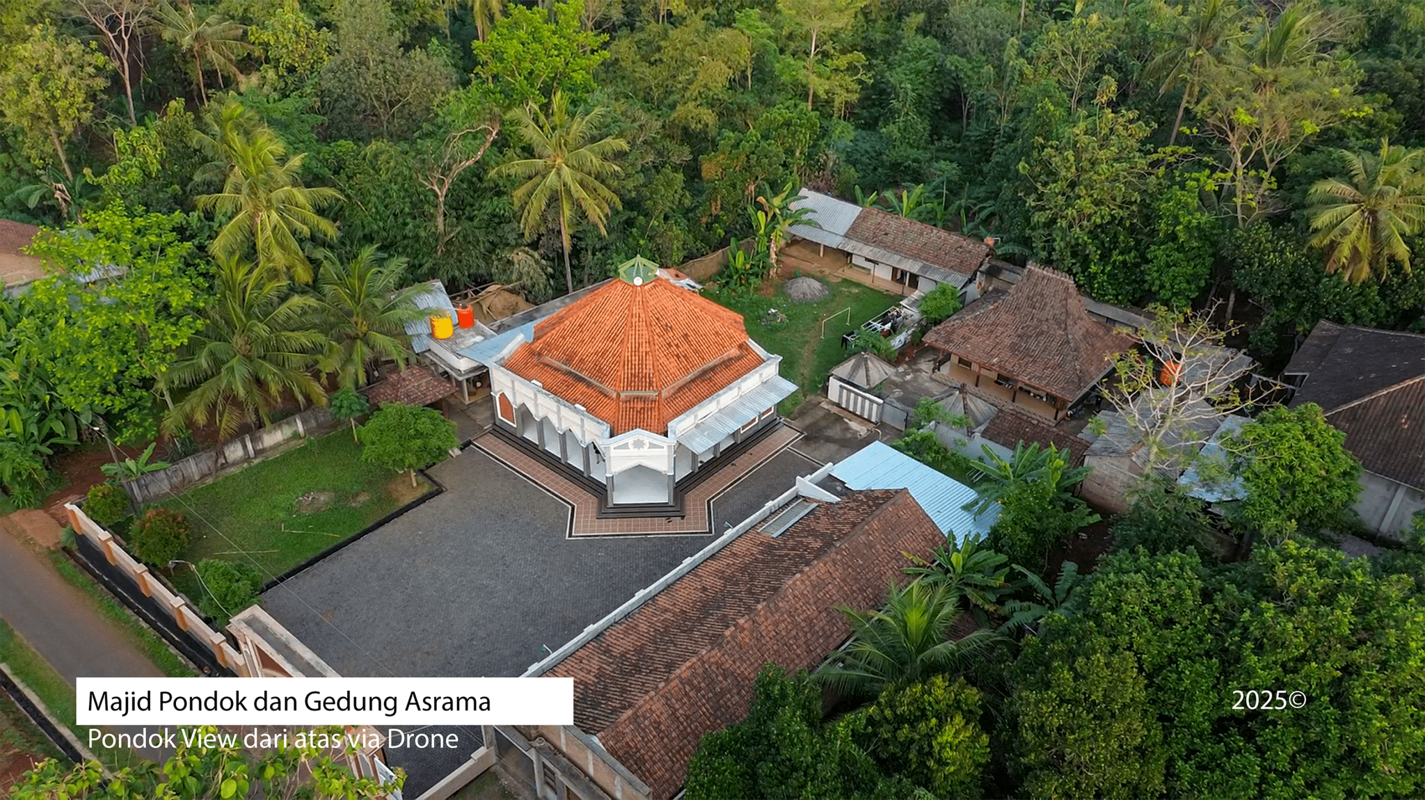 gal-mos-scaled_optimized_1000